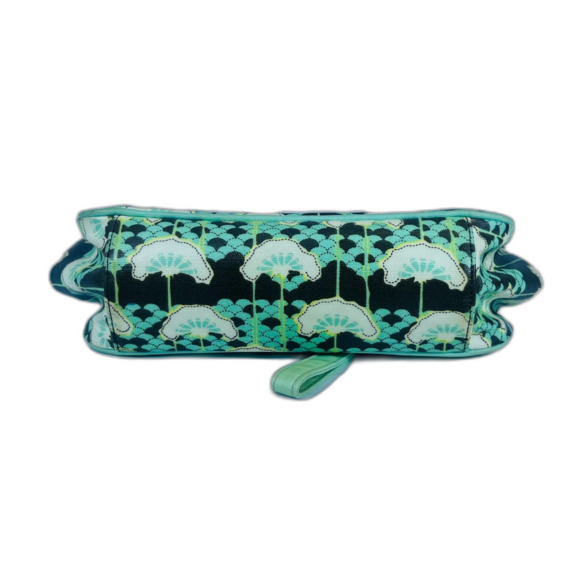 Petunia Pickle Bottom Diaper Bag Clutch Wristlet Green Fans Changing Pad - Picture 4 of 12